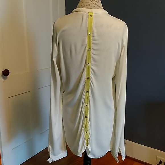 Free People cream colored blouse Sz M - Picture 2 of 8